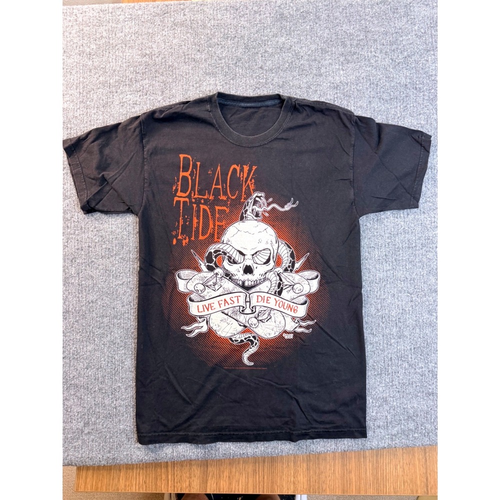 Black Tide Band Tee Shirt Mens Small Black Graphic Live Fast Die Young Y2K Metal